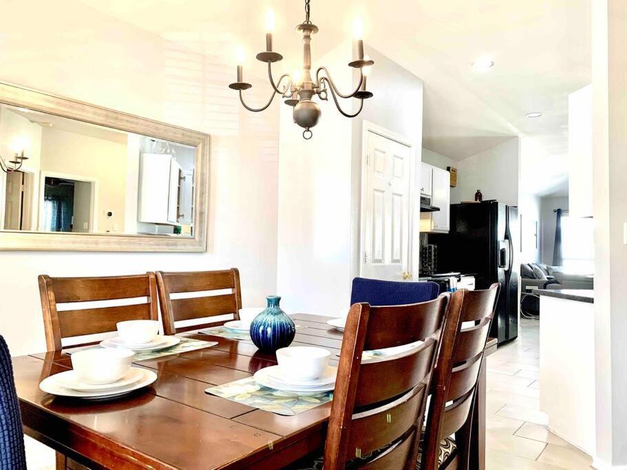 Modern Updates - Great Location - King Bed- Bmt سان أنطونيو المظهر الخارجي الصورة